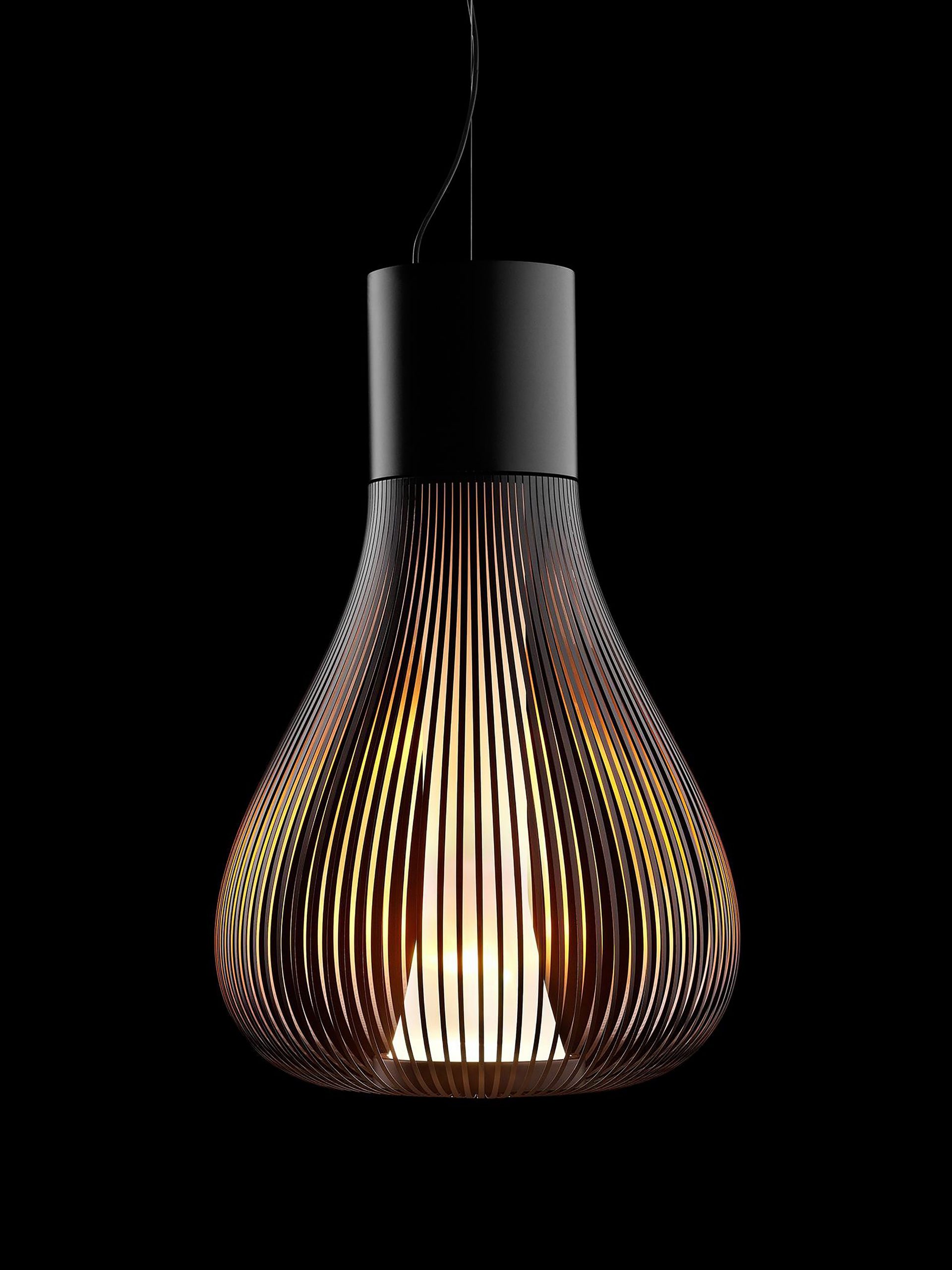 Flos_Chasen-S2-Pendelleuchte_2000x2000-ID1549261-7b70f691b3e978a14e3b33bc68e0106b