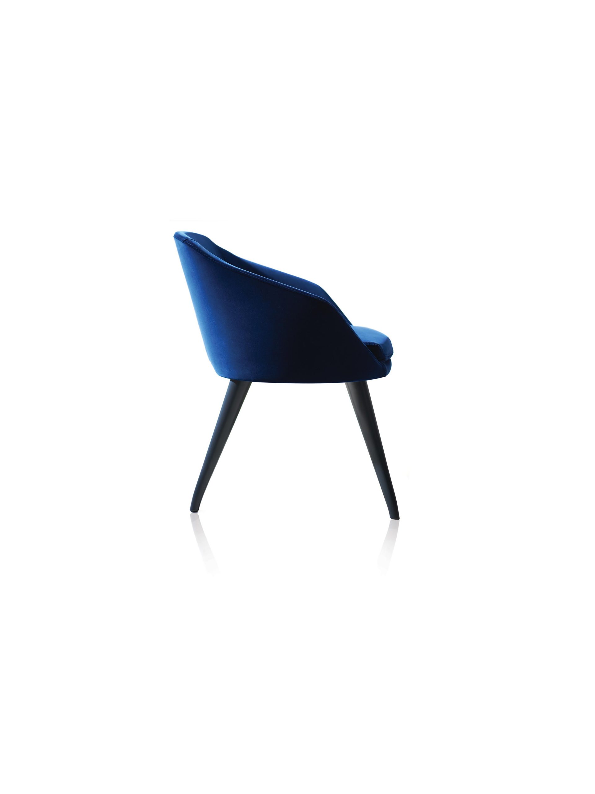 aleria-papadatos-chair-1