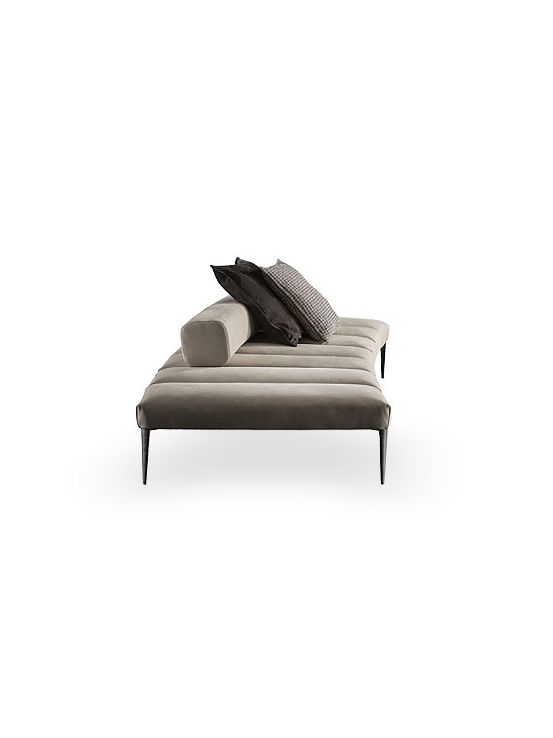 1-henge-vertigo-chaise-longue-2-1570628619