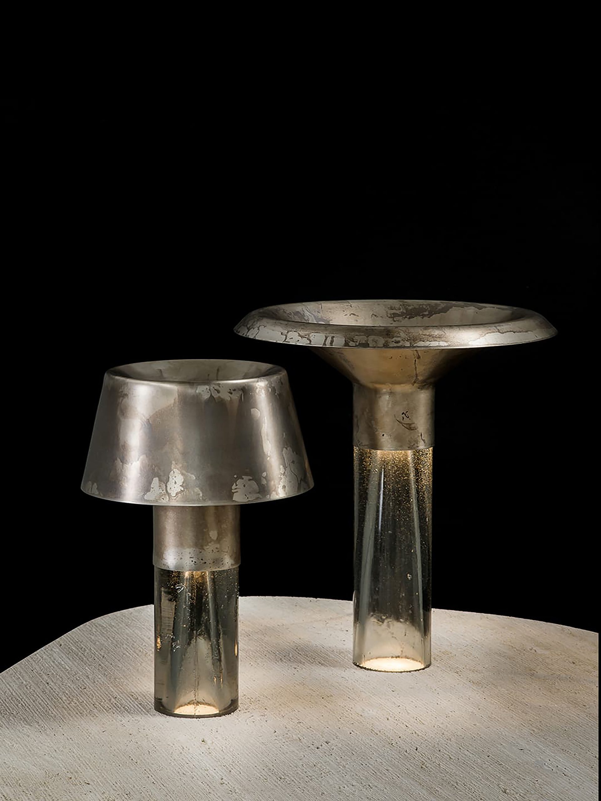 archive-lighting-ghost-lamp-table-gallery-ghost-table-1-1
