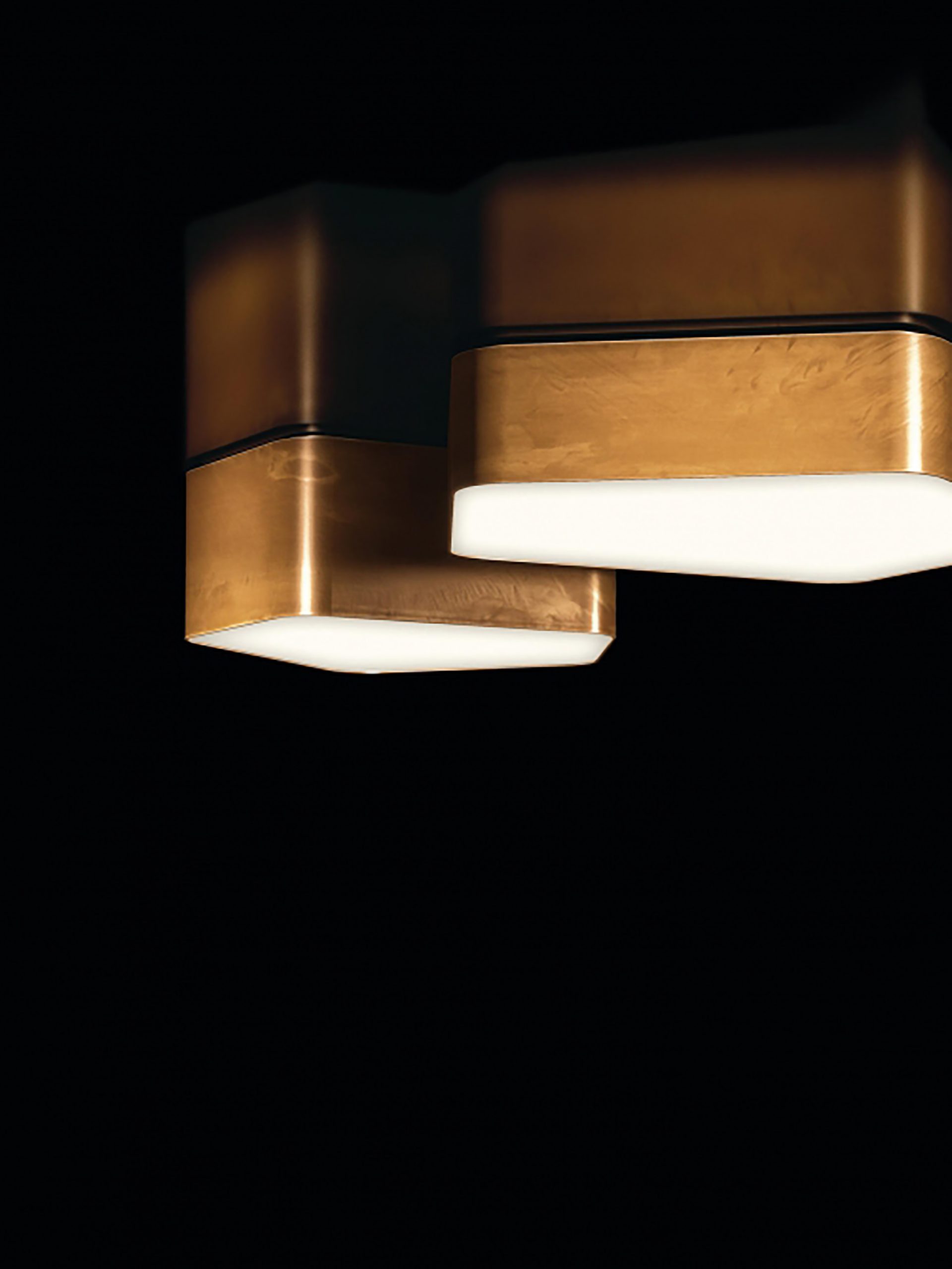 bat-light-henge-ceiling-lamp