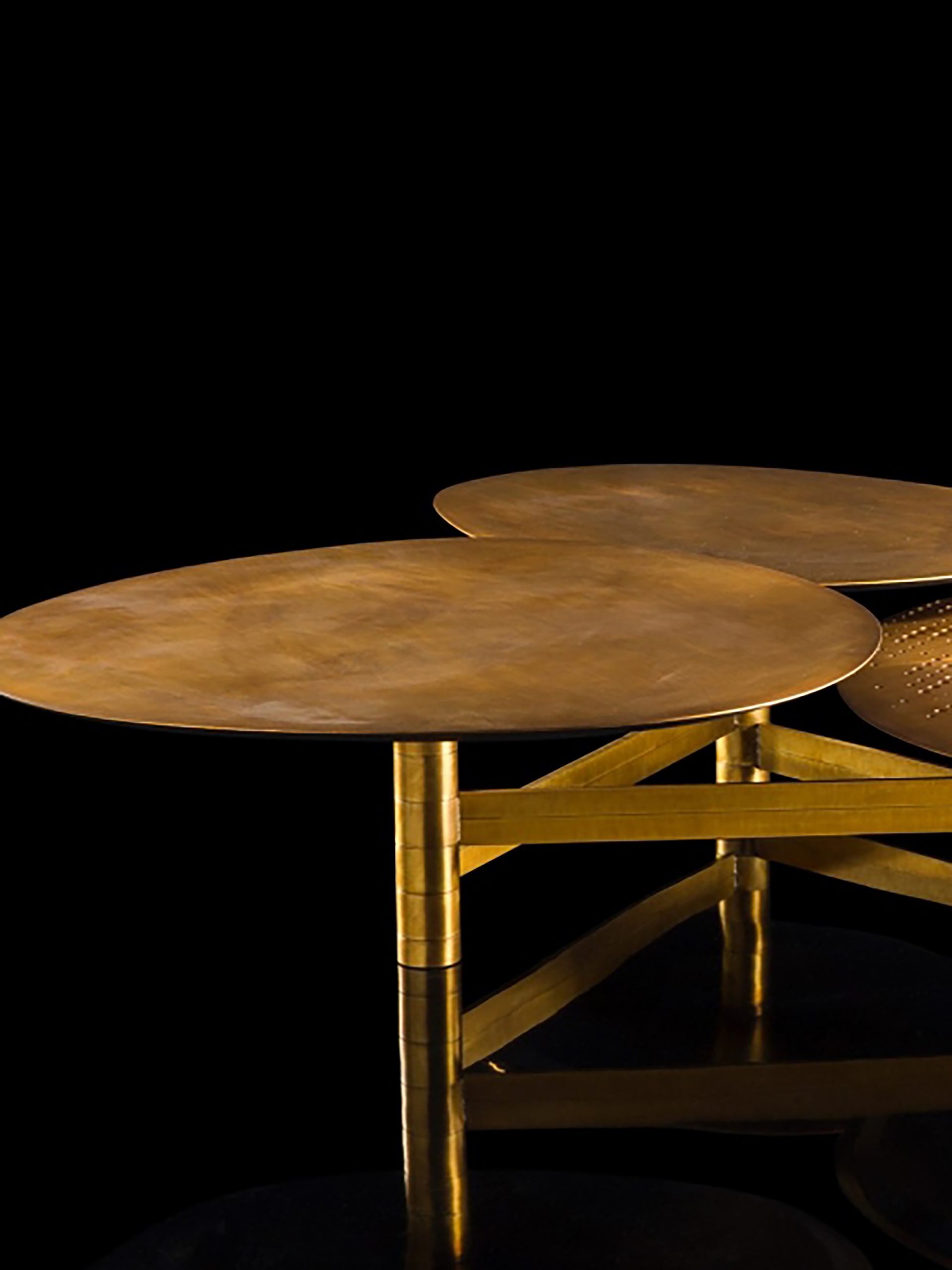 galaxy-maxi-henge-coffee-table (2)