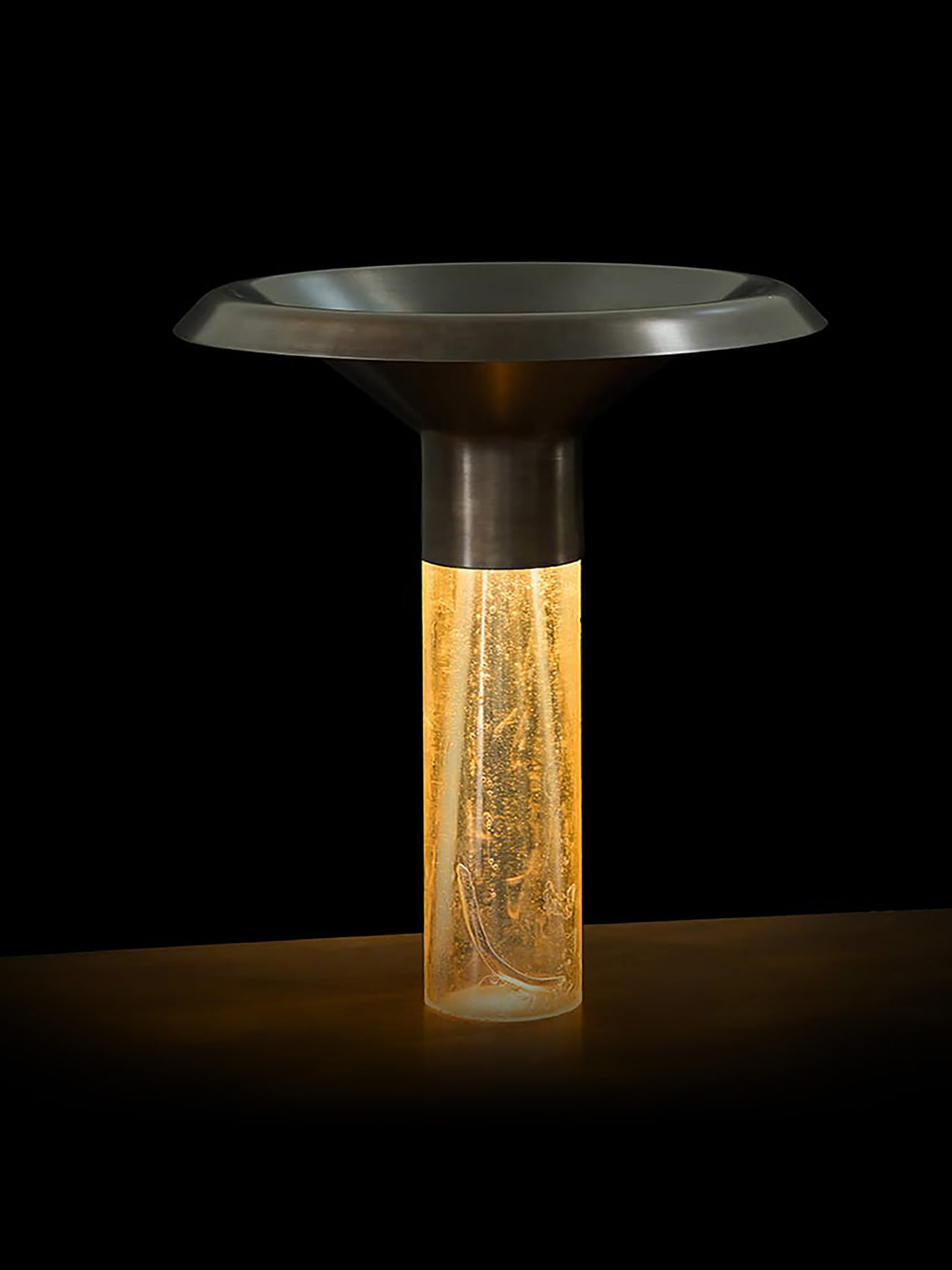 lighting-ghost-lamp-table-ghost-table-1