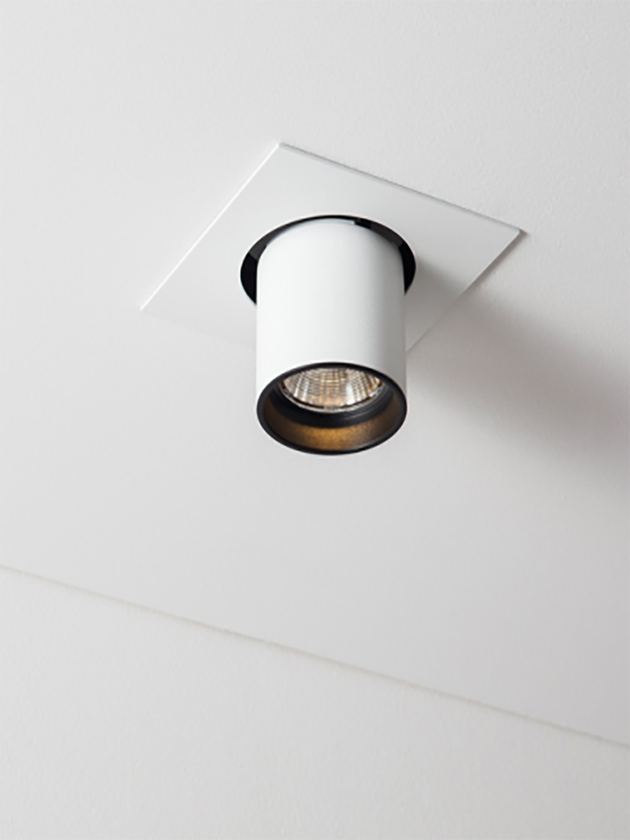 auro-base-60-x1-wp-on-off-labra-41164-lampa-sufitowa-led-wpuszczana-okragla-tuba-regulowana-kierunkowa