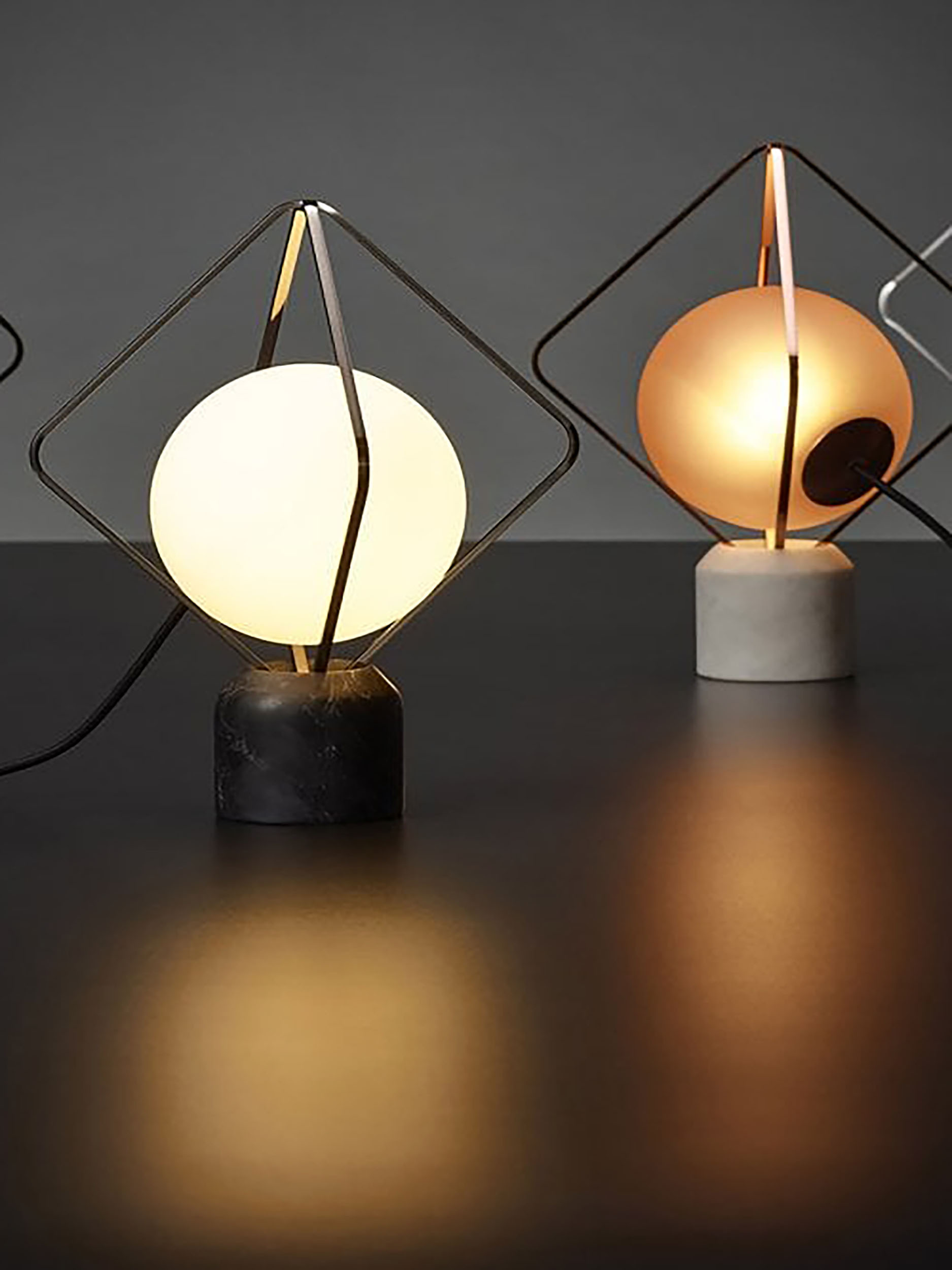 brokis-jack-o-lantern-small-table-lamp-design-by-lucie-koldova-p237-1377_image