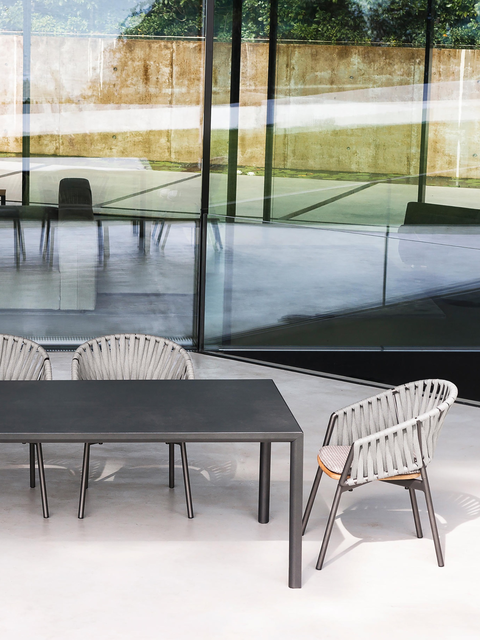 plein-air-table-02-fam-g-arcit18