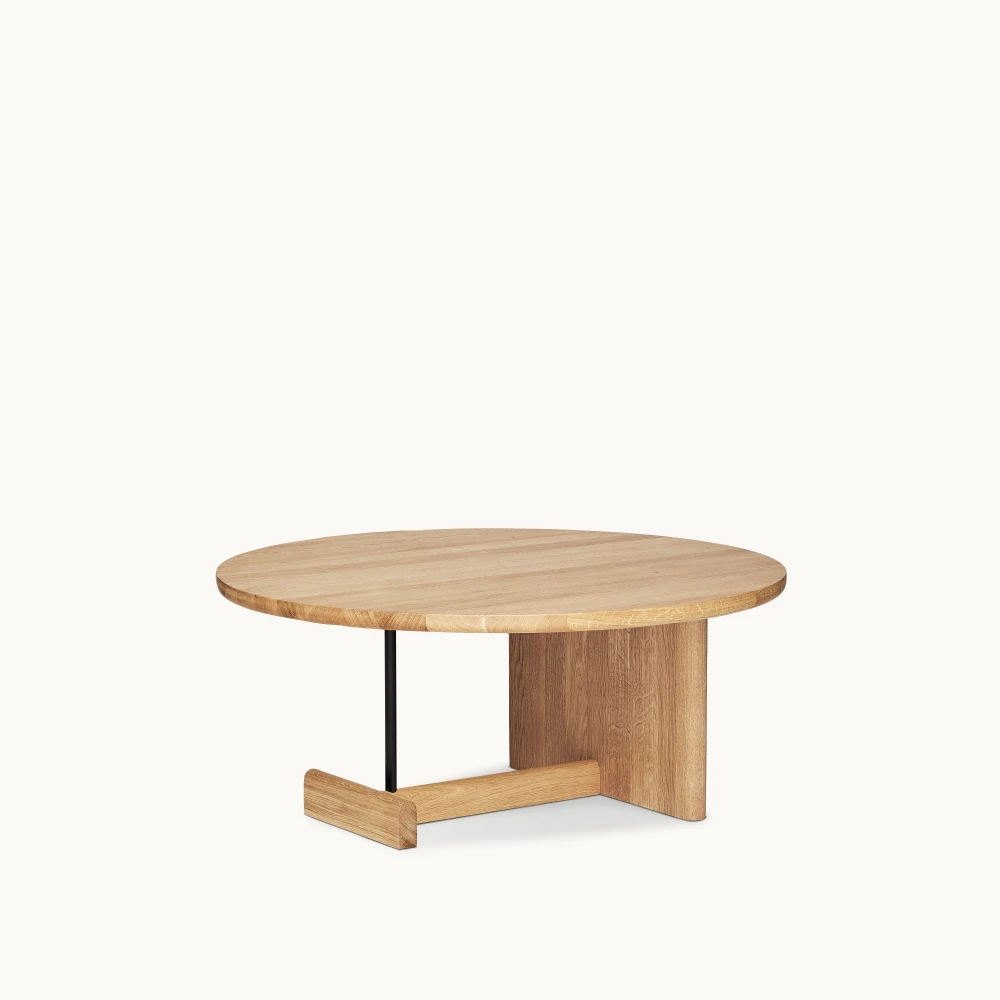 Koku_Round_35_Lacquered_Oak_Angle_WEB_Base_5000px_ECOM